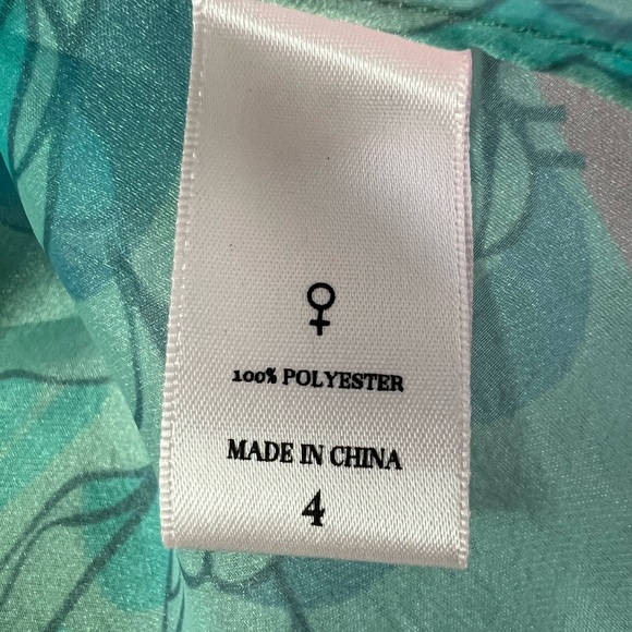 NWOT Selkie Wrap Top Blouse Champagne Mod Print Size 4 - Picture 6 of 12